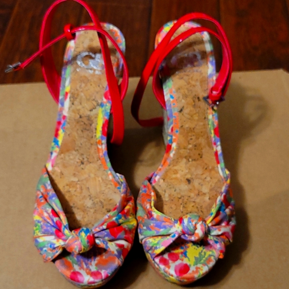 Gianni Bini Floral Wedge